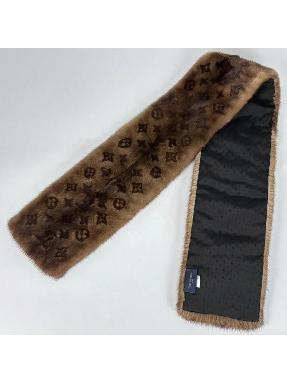 Louis Vuitton Echarpe Logo Scarf Monogram Mink Silk Brown - Picture 2 of 6